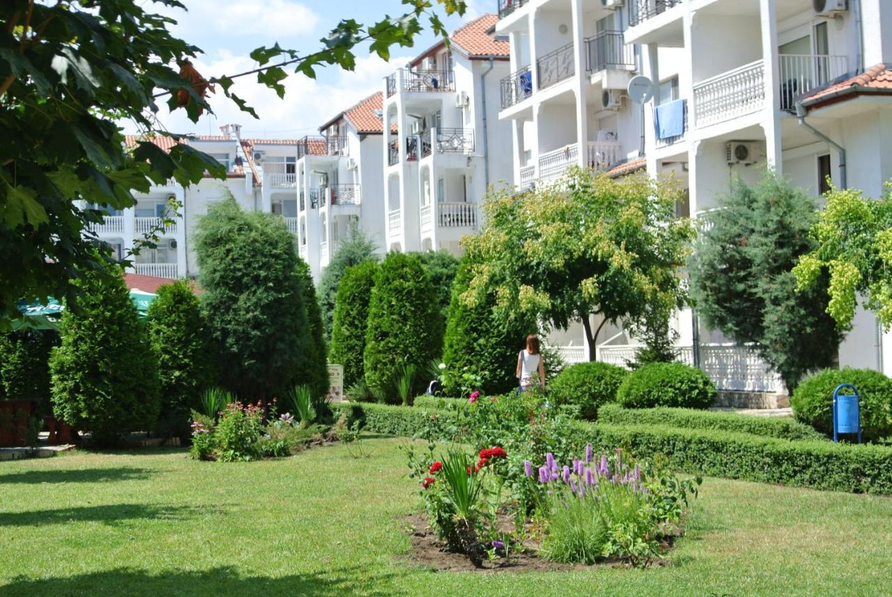 Bravo 5 Holiday Home Сонячний Берег Екстер'єр фото