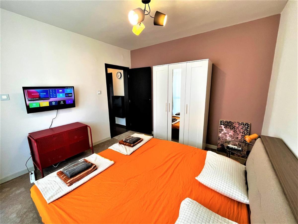 Bravo 5 Holiday Home Сонячний Берег Екстер'єр фото